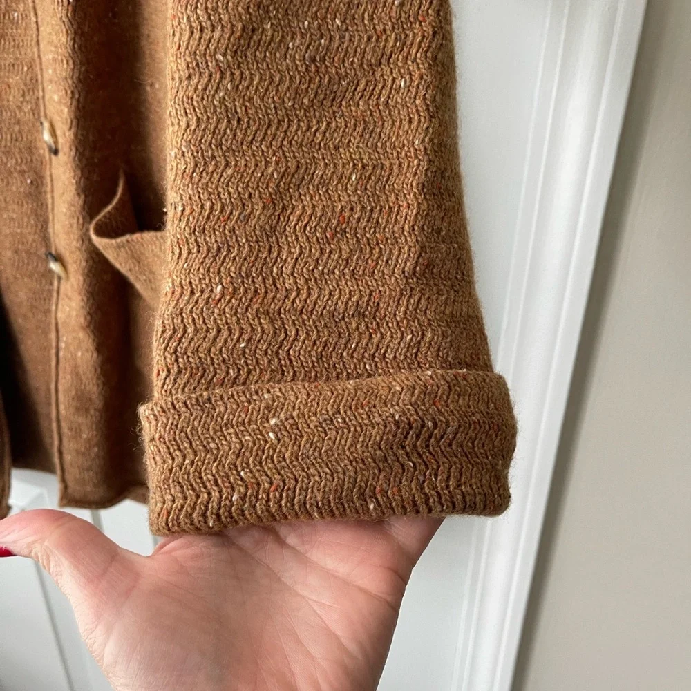 Jacket/Sweater - Picture 5 of 5